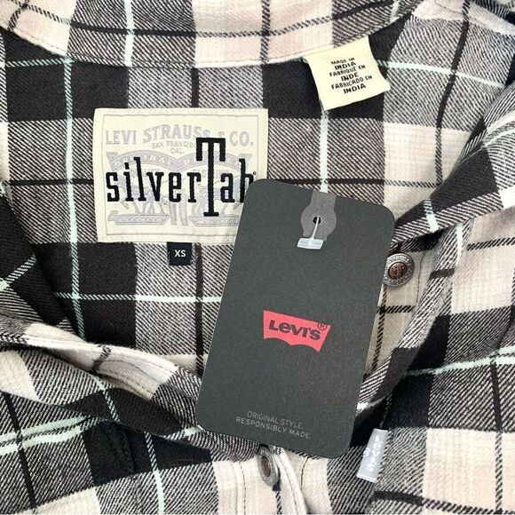 Levi’s SilverTab Oversized Boyfriend Black Beige Plaid Flannel NWT - Picture 6 of 8